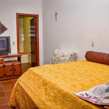 Otima Casa Com Wi-Fi A 350M Da Praia De Peruibe Sp Ngoại thất bức ảnh